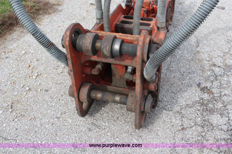 image for item I5906 NPK 8XA breaker