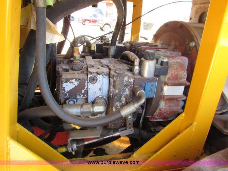 image for item I6723 1996 Dynapac CA251D 25 series smooth drum roller