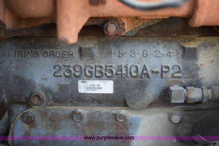 image for item I8662 1985 Mack RWS 722LST Super Liner flatbed truck