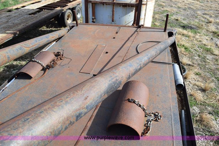 image for item I8662 1985 Mack RWS 722LST Super Liner flatbed truck