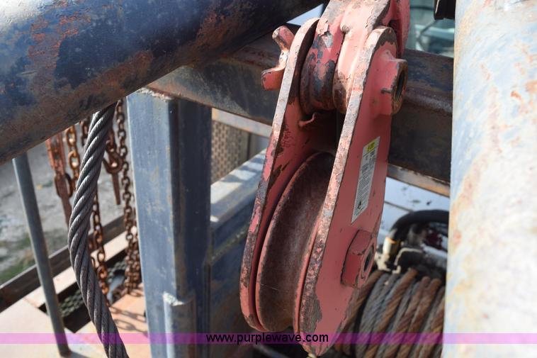 image for item I8662 1985 Mack RWS 722LST Super Liner flatbed truck