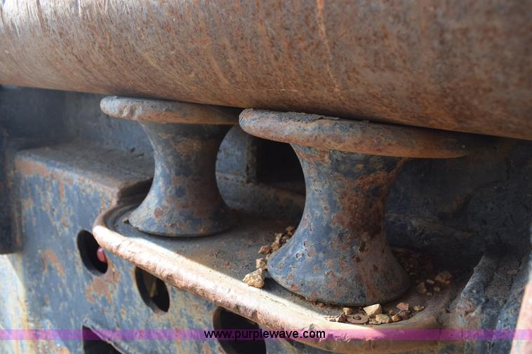 image for item I8662 1985 Mack RWS 722LST Super Liner flatbed truck