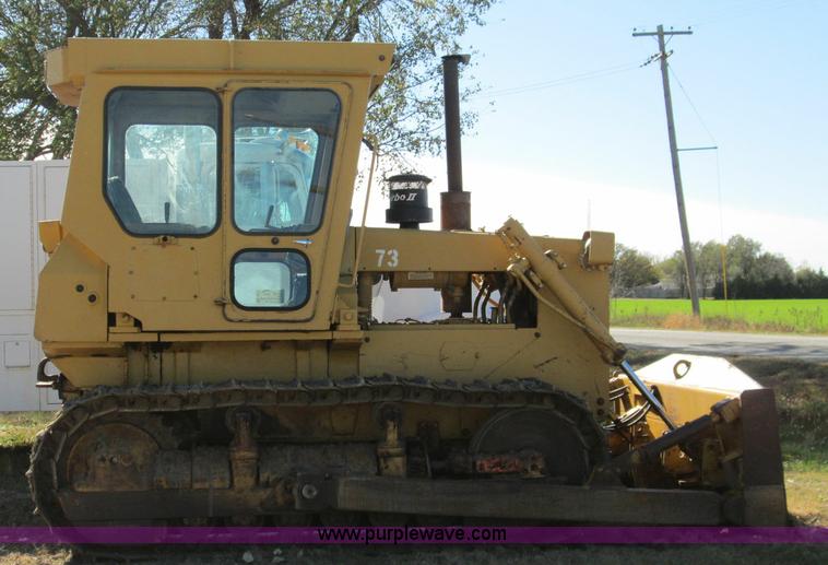 image for item I8676 1983 Fiat-Allis 10C Oilfield Special dozer