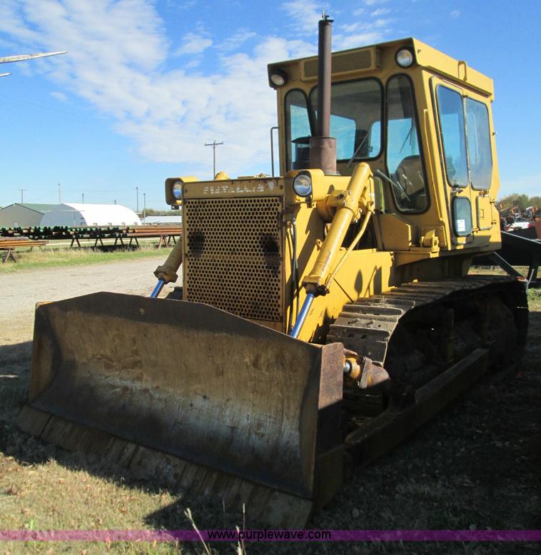 image for item I8676 1983 Fiat-Allis 10C Oilfield Special dozer