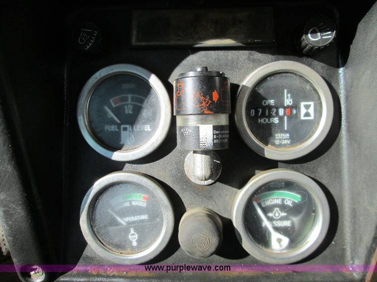 image for item I8676 1983 Fiat-Allis 10C Oilfield Special dozer