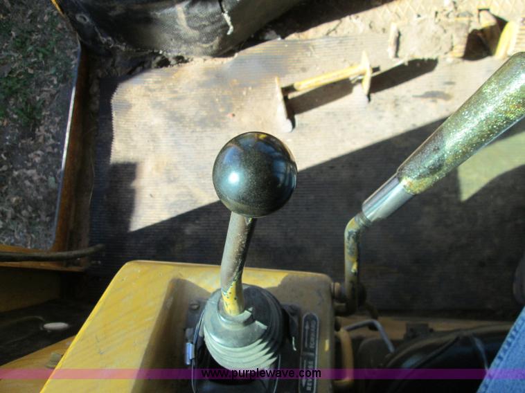 image for item I8676 1983 Fiat-Allis 10C Oilfield Special dozer