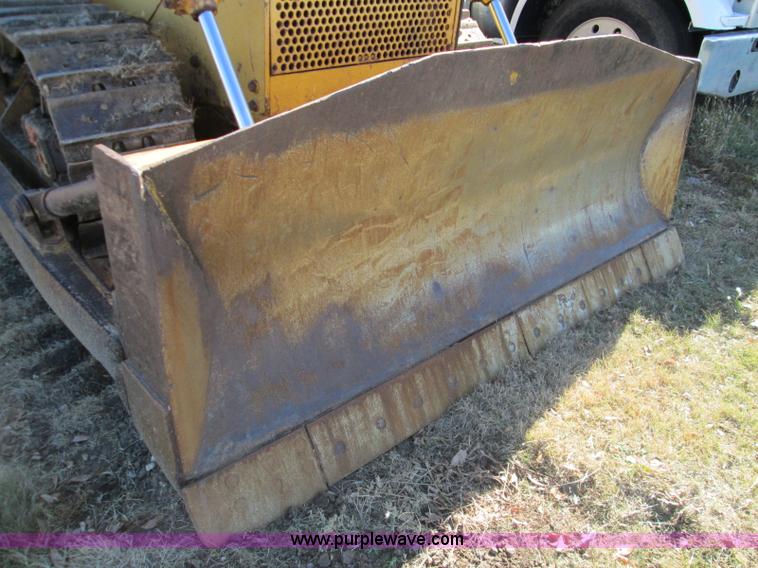 image for item I8676 1983 Fiat-Allis 10C Oilfield Special dozer