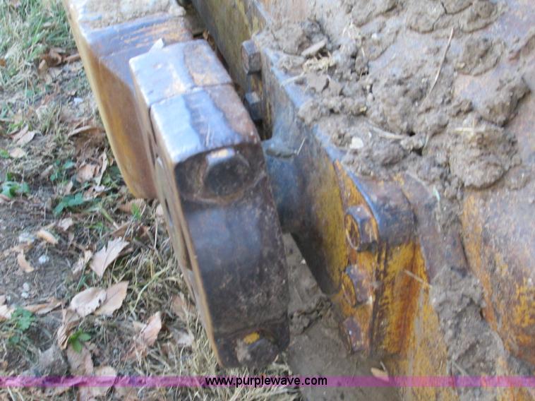 image for item I8676 1983 Fiat-Allis 10C Oilfield Special dozer