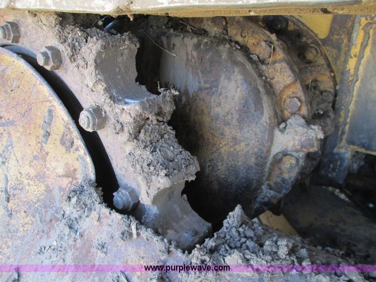 image for item I8676 1983 Fiat-Allis 10C Oilfield Special dozer