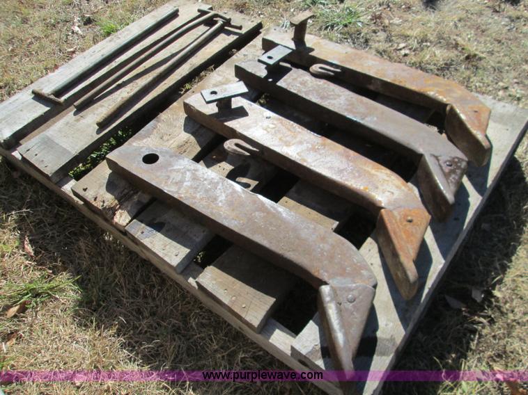 image for item I8676 1983 Fiat-Allis 10C Oilfield Special dozer