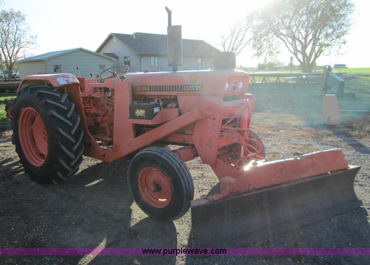image for item I8678 Case Davis 550 Road Run'r trencher