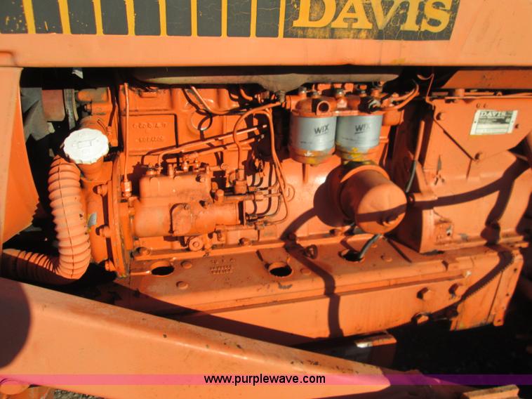 image for item I8678 Case Davis 550 Road Run'r trencher