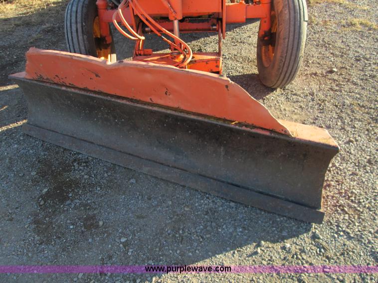 image for item I8678 Case Davis 550 Road Run'r trencher