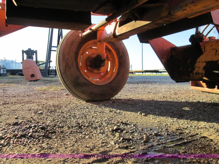 image for item I8678 Case Davis 550 Road Run'r trencher