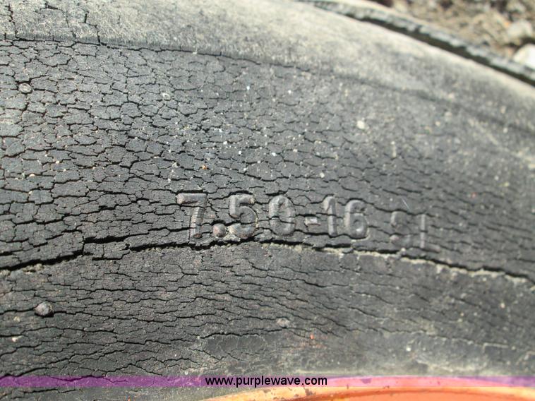 image for item I8678 Case Davis 550 Road Run'r trencher