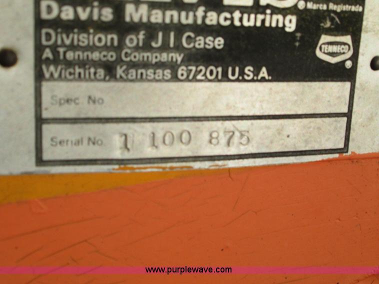 image for item I8678 Case Davis 550 Road Run'r trencher