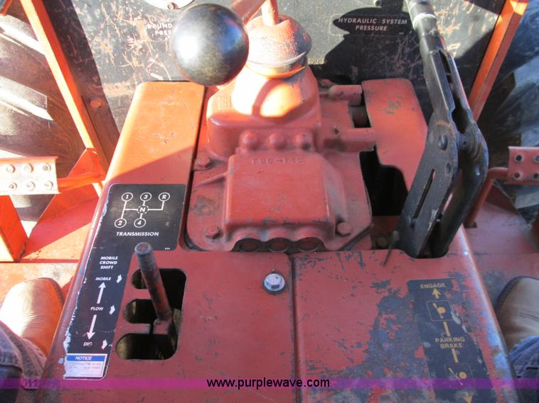 image for item I8679 1985 Ditch Witch 6510DD trencher