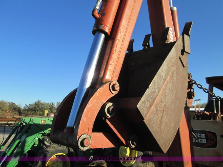 image for item I8679 1985 Ditch Witch 6510DD trencher