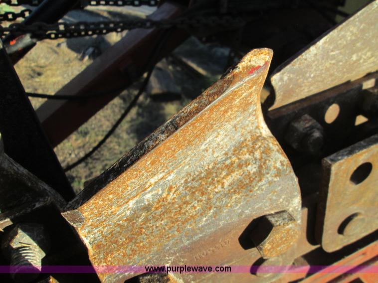 image for item I8679 1985 Ditch Witch 6510DD trencher