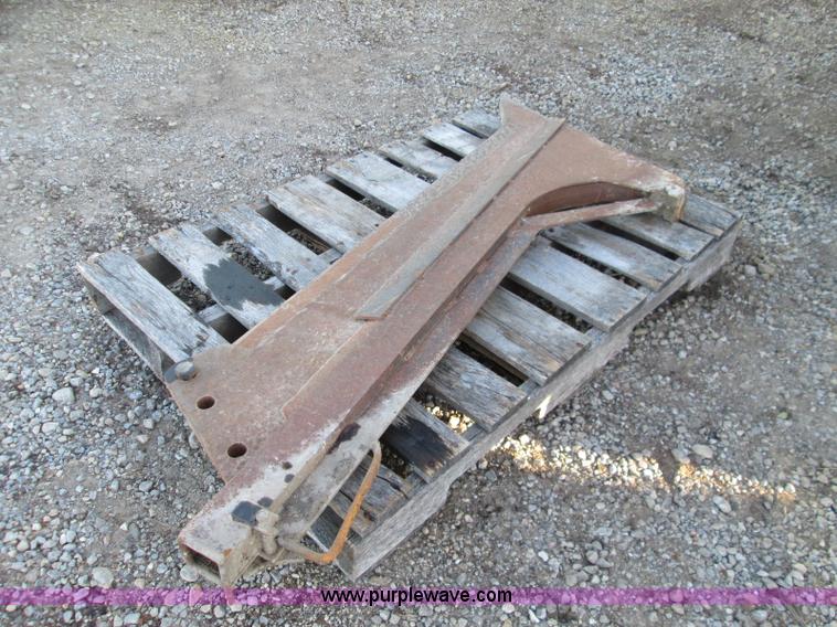 image for item I8679 1985 Ditch Witch 6510DD trencher