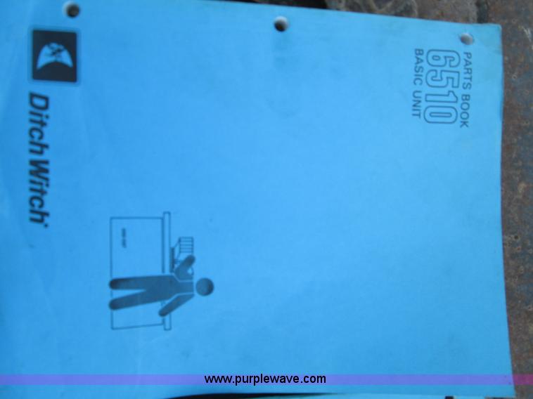 image for item I8679 1985 Ditch Witch 6510DD trencher