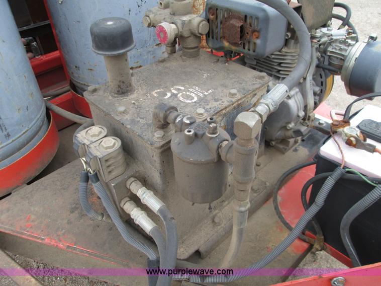 image for item I8684 1999 Crafco infra-red asphalt heater