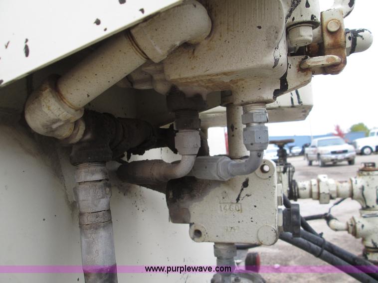 image for item I8685 2004 Ingersoll Rand HT540L pot hole patcher