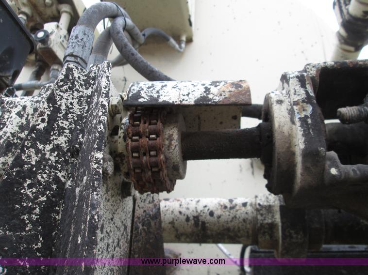 image for item I8685 2004 Ingersoll Rand HT540L pot hole patcher