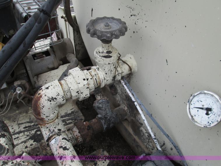 image for item I8685 2004 Ingersoll Rand HT540L pot hole patcher