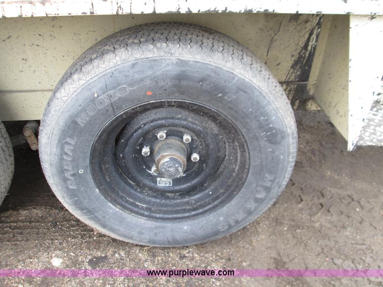 image for item I8685 2004 Ingersoll Rand HT540L pot hole patcher