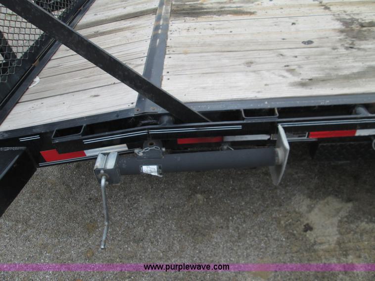image for item I8688 2013 Load Max flatbed trailer