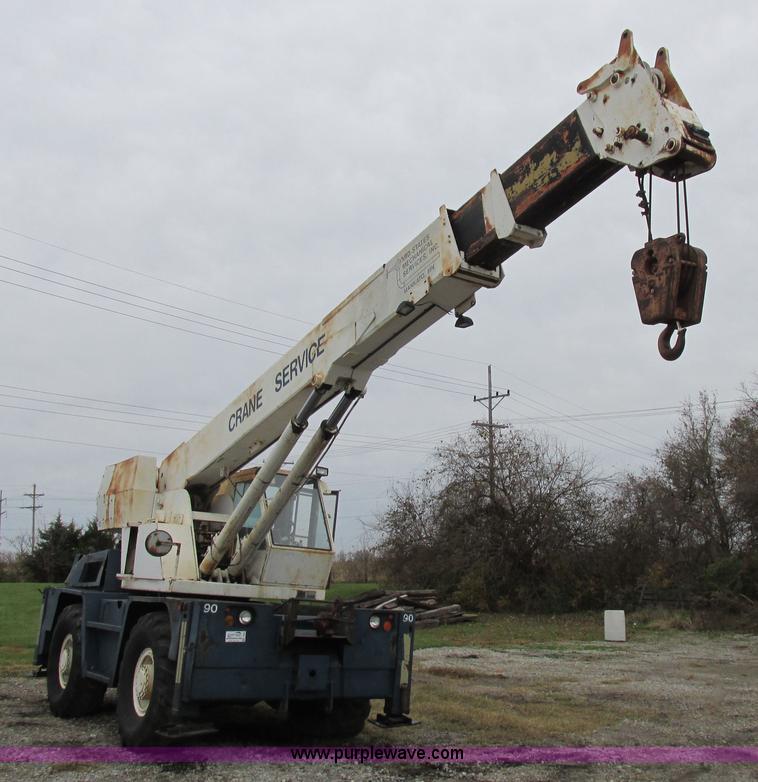 image for item I8880 Drott 1800CC crane