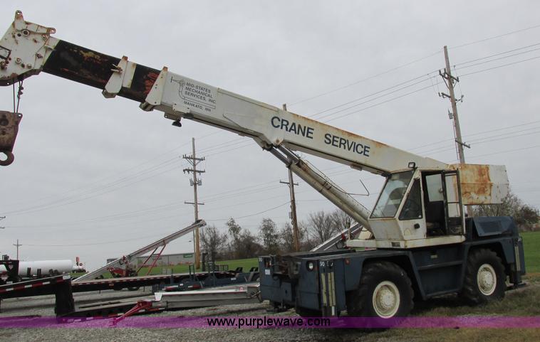 image for item I8880 Drott 1800CC crane