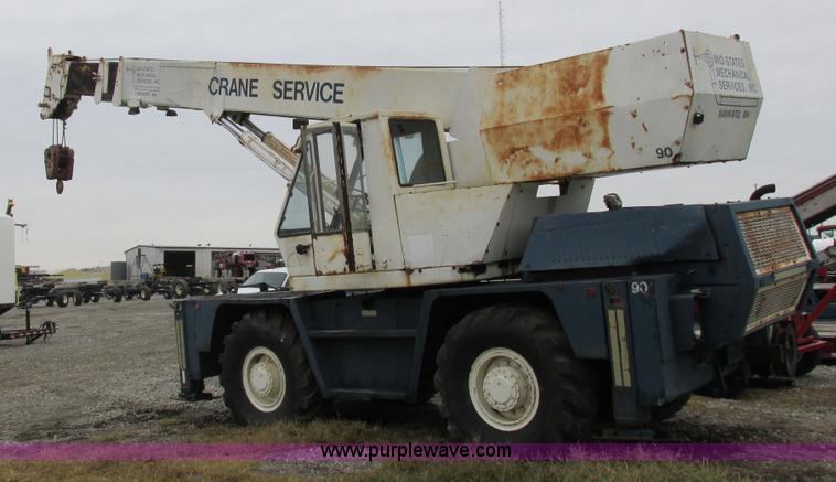 image for item I8880 Drott 1800CC crane