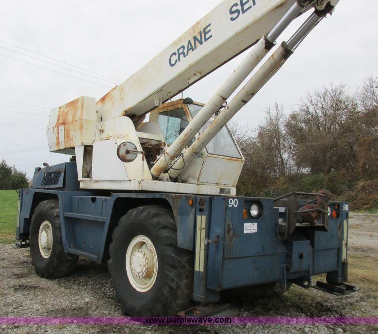 image for item I8880 Drott 1800CC crane