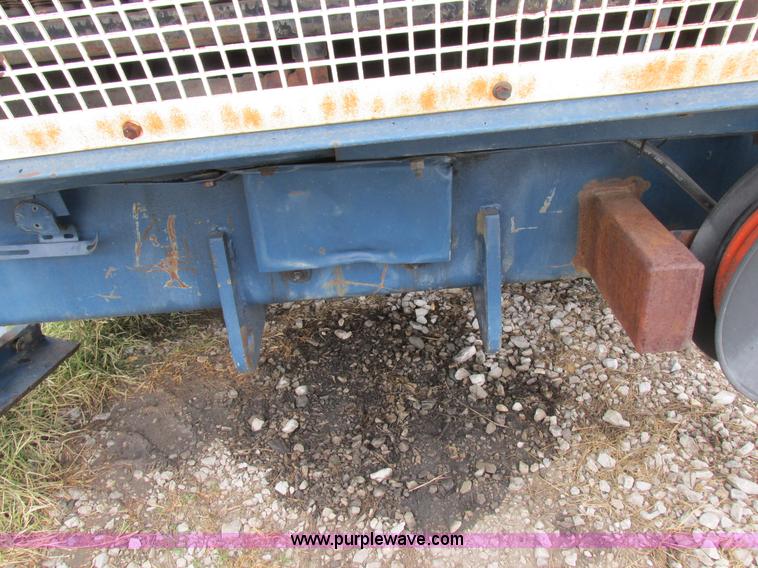 image for item I8880 Drott 1800CC crane