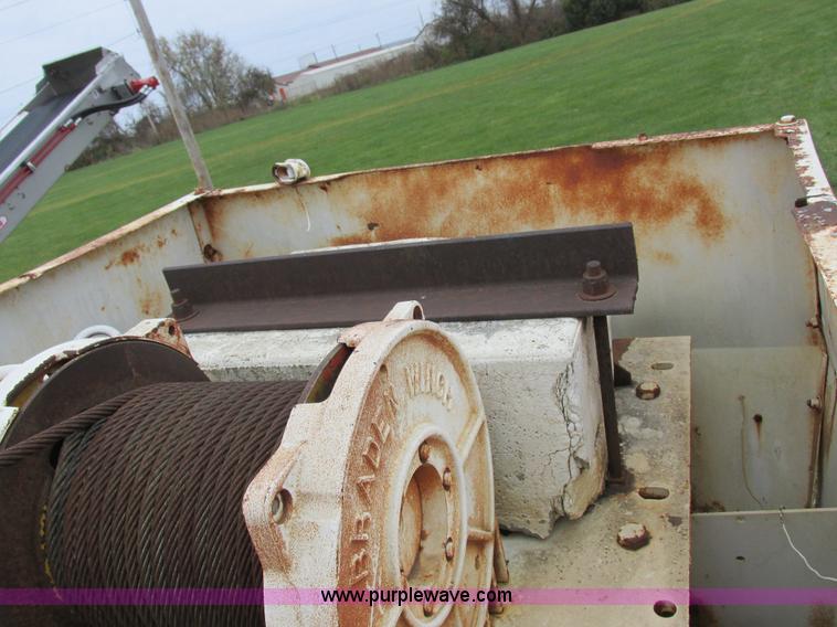 image for item I8880 Drott 1800CC crane