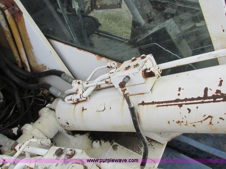 image for item I8880 Drott 1800CC crane