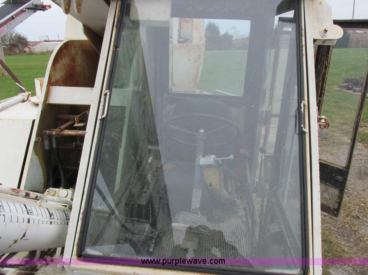 image for item I8880 Drott 1800CC crane