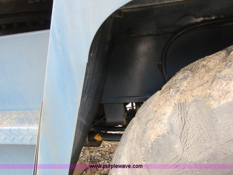 image for item I8880 Drott 1800CC crane