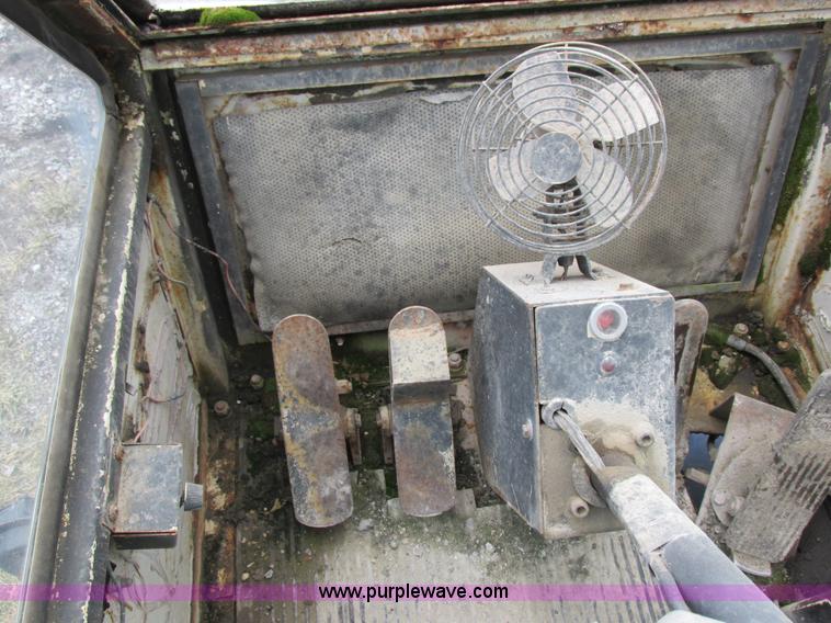 image for item I8880 Drott 1800CC crane