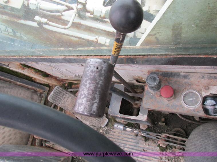 image for item I8880 Drott 1800CC crane