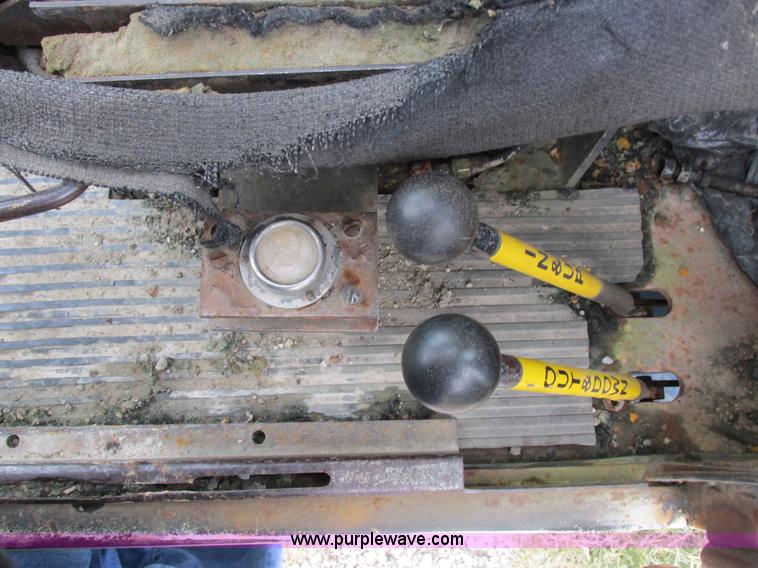 image for item I8880 Drott 1800CC crane