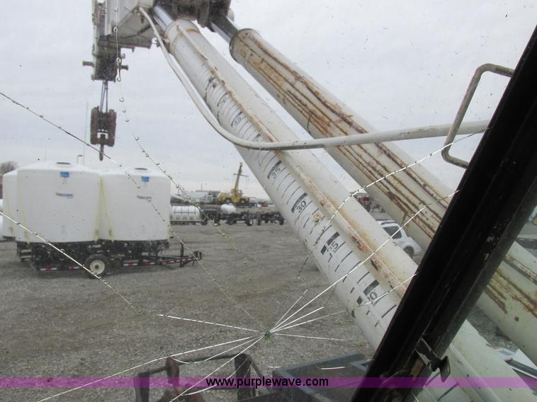 image for item I8880 Drott 1800CC crane