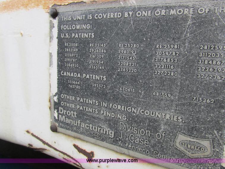 image for item I8880 Drott 1800CC crane