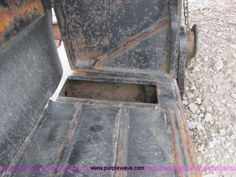 image for item I8884 1994 Trail King TK70MG-482 trailer