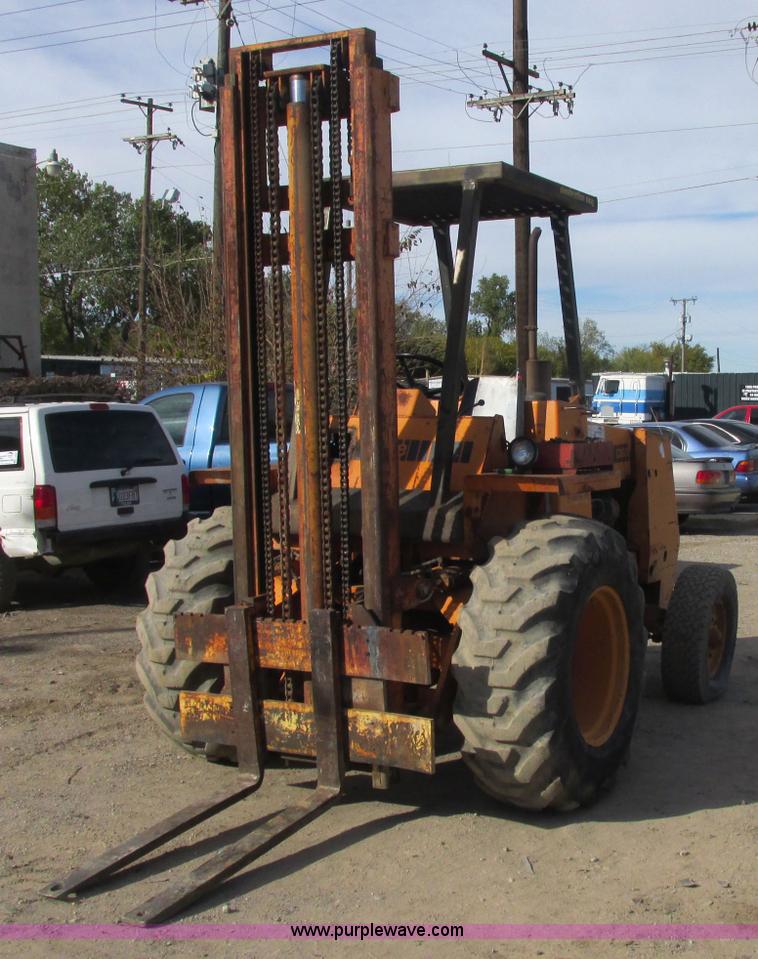 image for item J2380 Case 584C forklift