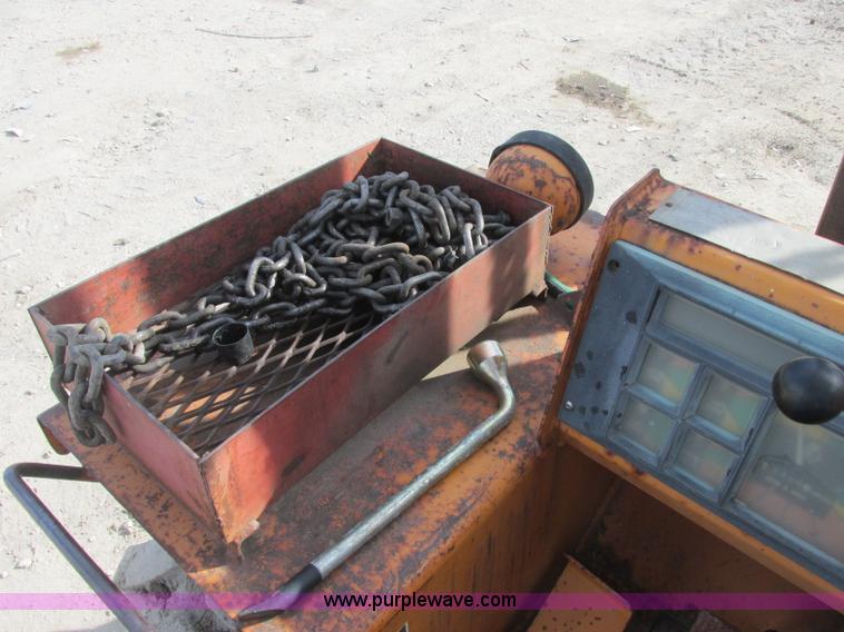 image for item J2380 Case 584C forklift