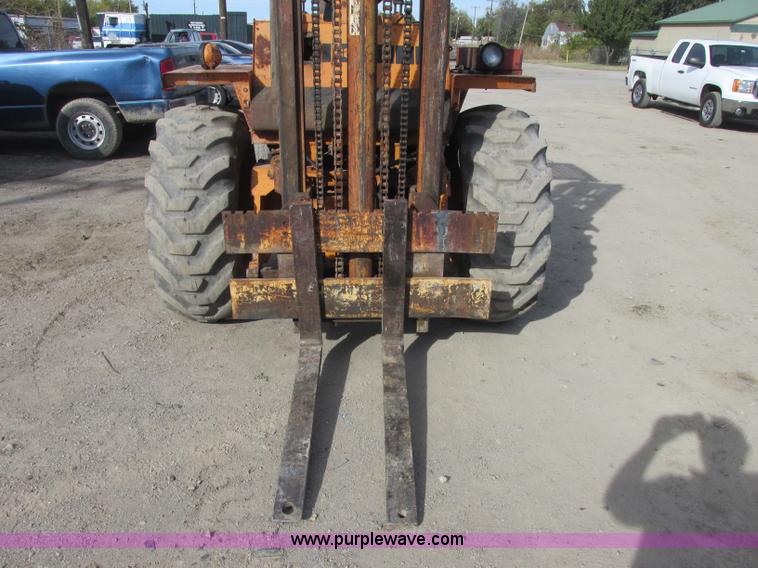 image for item J2380 Case 584C forklift