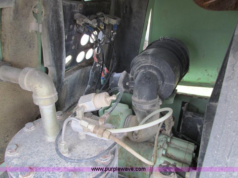 image for item J3366 Sullair 185DPQJD air compressor